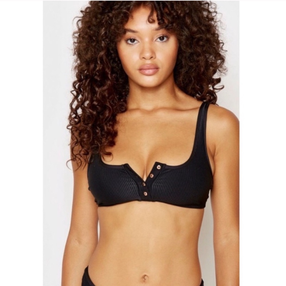 Frankie’s Bikinis Alana Ribbed Bikini Top